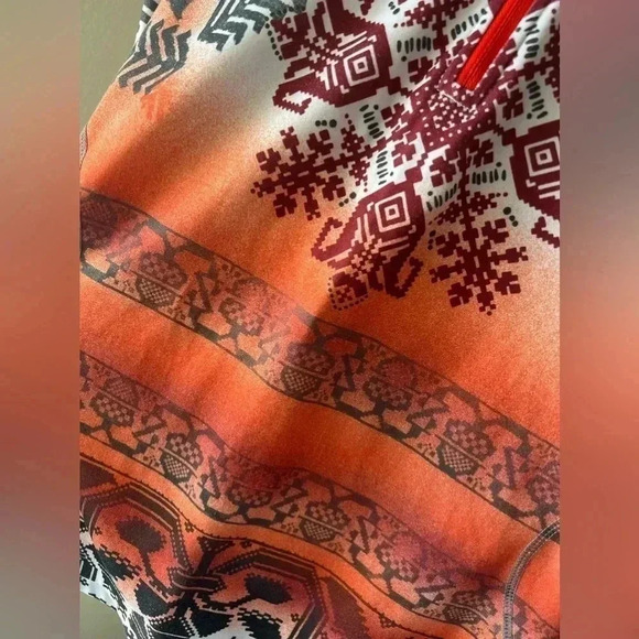 Athleta Aztec snowflake women’s 1/2 zip pullover lightweight sporty jacket small - Picture 4 of 7